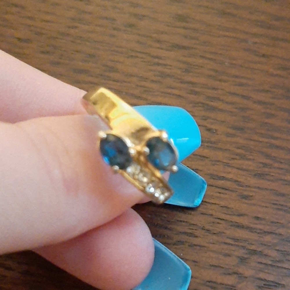 Gold ring